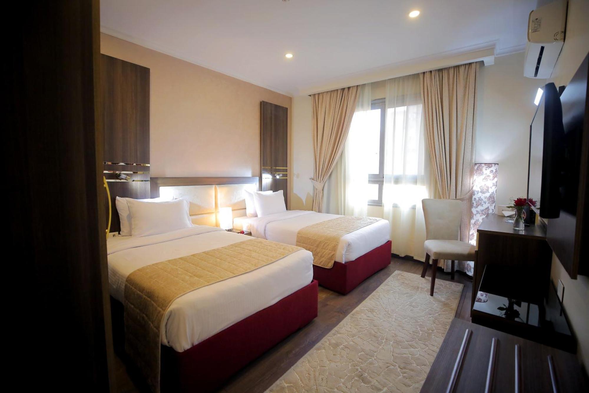 Taj & - Dokki Cairo